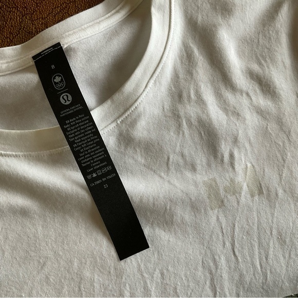 Lululemon Love Crew t-shirt Team Canada - Picture 5 of 10